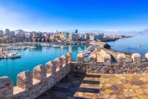 Heraklion tour: Venetian Fort in Heraklion Harbor, Crete