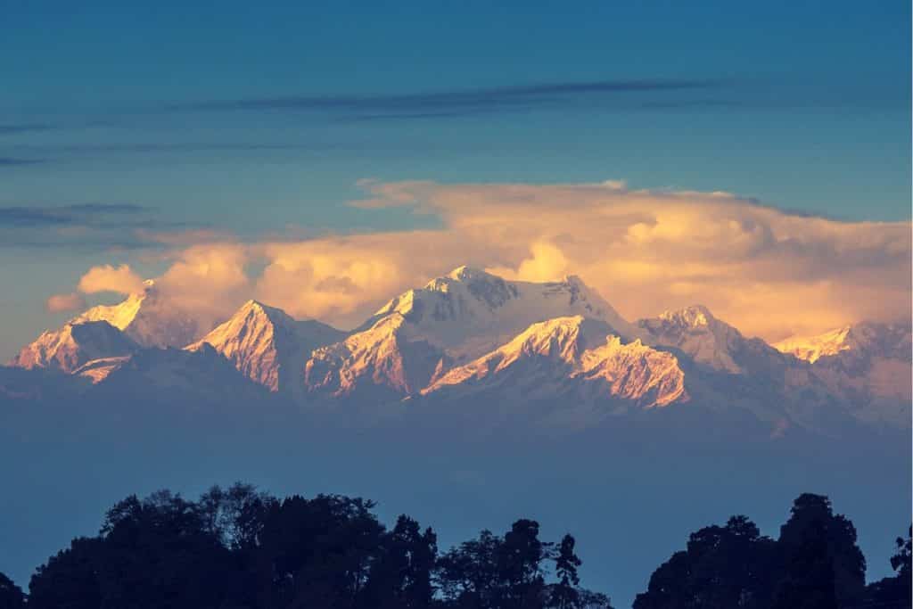 Kanchenjunga Mountain Sunset Tours
