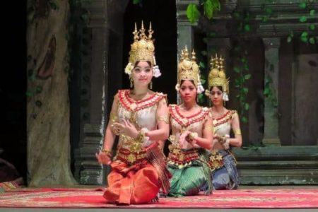 APSARA DANCE PERFORMERS
This art form was taught only at the royal court with each gesture having its own symbolism.