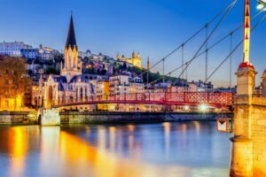 Lyon tour: Lyon is France's famous culinary capital on the scenic Saône River