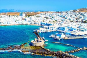 Greece tour: Ruins of Venetian castle in Naoussa village, Paros